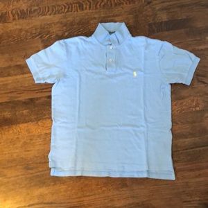 Men’s polo shirt.